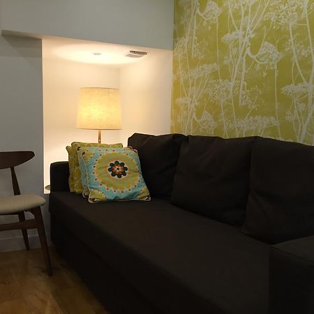 Downtown House Chiado Apartment Lisbon Room photo